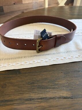 American Eagle Outfitters Brown Leather Belt with Brass-Tone Buckle